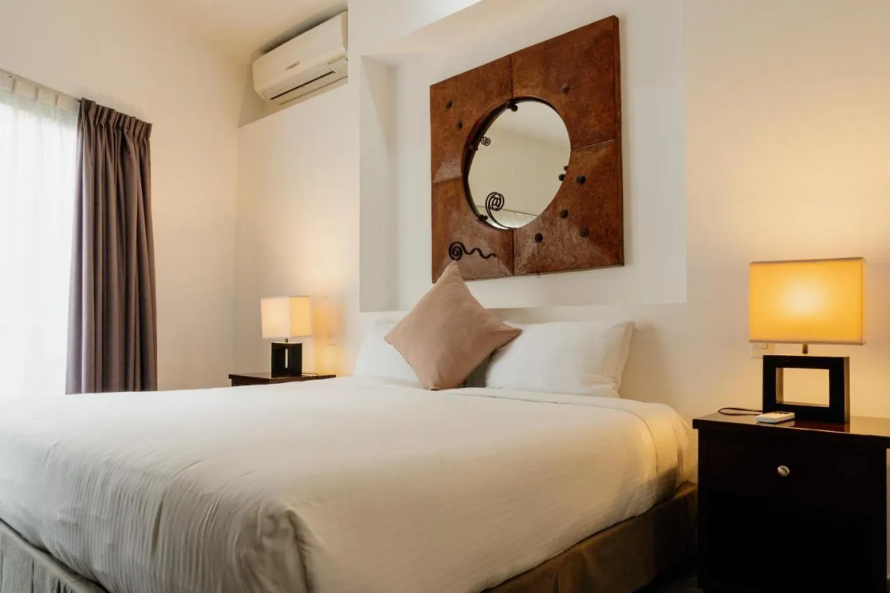 Almarea Vacation Condo بلايا ديل كارمن فندق