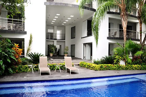 Almarea Vacation Condo بلايا ديل كارمن فندق