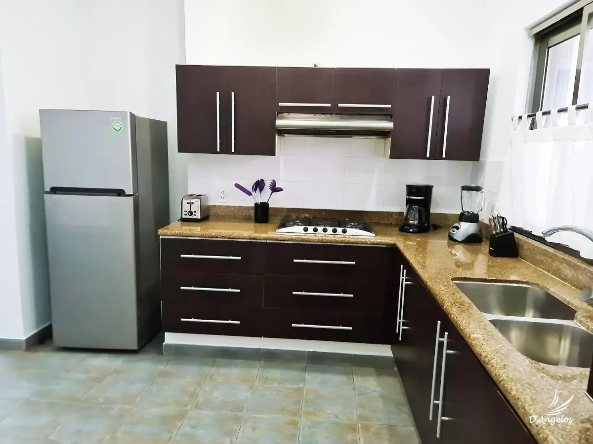Отель Almarea Vacation Condo Плая-дель-Кармен