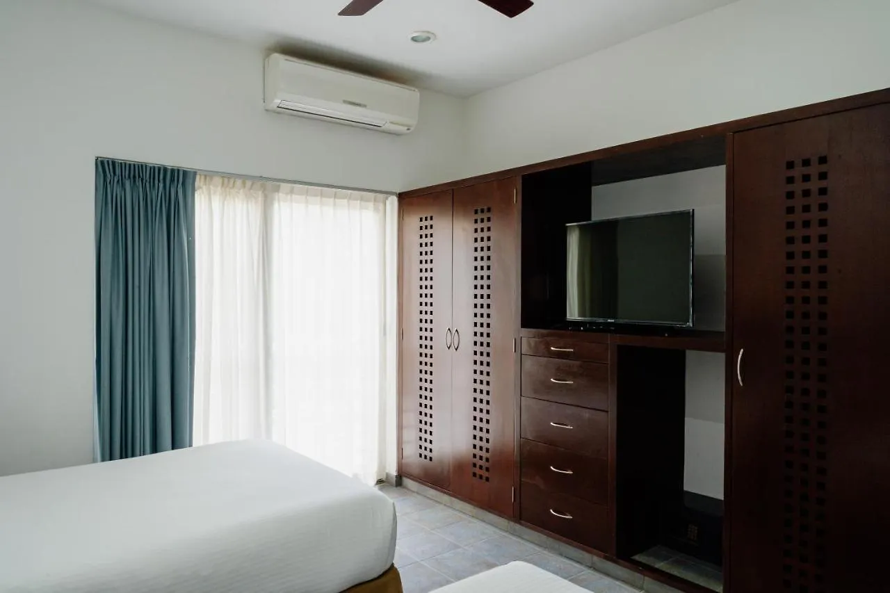 Almarea Vacation Condo Плая-дель-Кармен 3*,  Мексика