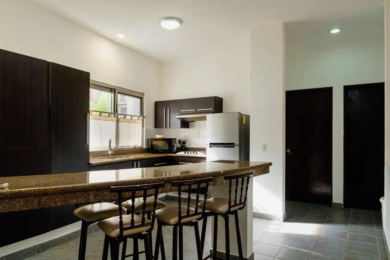 Отель Almarea Vacation Condo Плая-дель-Кармен
